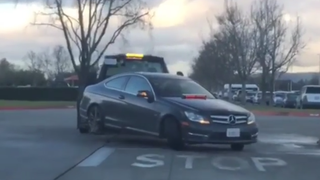 Tow Truck Driver Has No Fucks Left Leaving Tesla Parking Lot